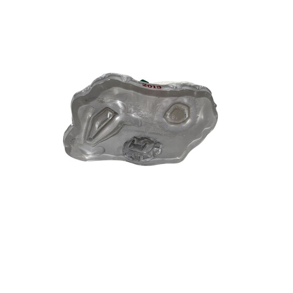 2013 Hallmark Frosty Friends 34th Series Eskimo & Seal Build Snowman EUC - Picture 8 of 15